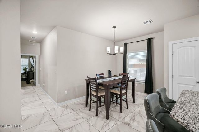 356 PLATEAU Drive, Socorro, TX 79927