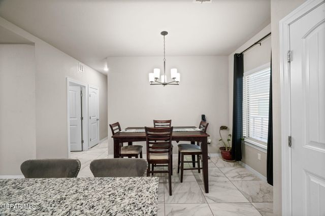 356 PLATEAU Drive, Socorro, TX 79927