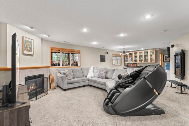 10924 Fox Hollow Lane N, Champlin, MN 55316