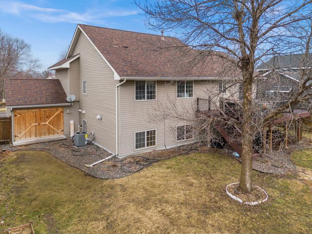 10924 Fox Hollow Lane N, Champlin, MN 55316
