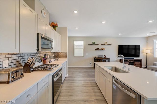 7224 Anchor Terrace Street, North Las Vegas, NV 89084