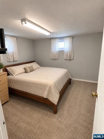 78 Midland Avenue, Fair Lawn, NJ 07410