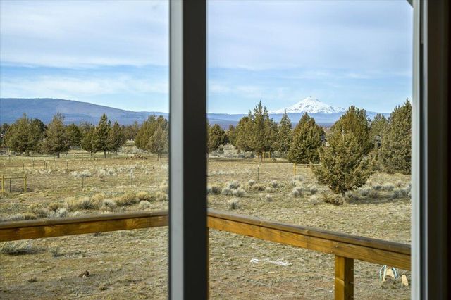 11546 SW Peninsula Drive, Terrebonne, OR 97760