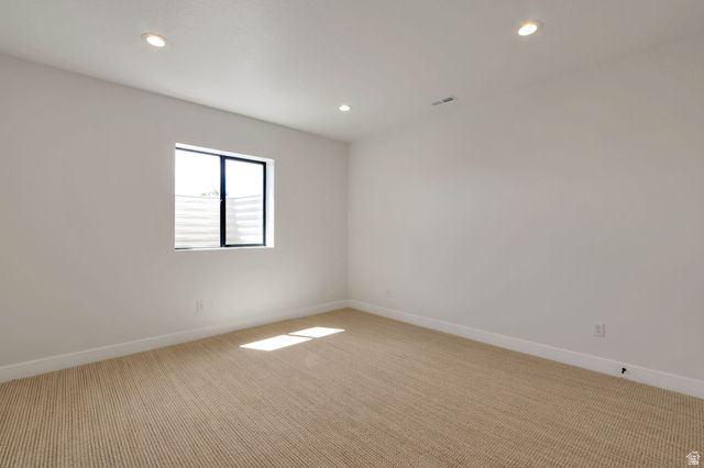 23 E 1500 S, Farmington, UT 84025