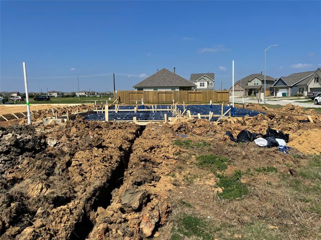 618 Cherry Tree Drive, La Marque, TX 77568