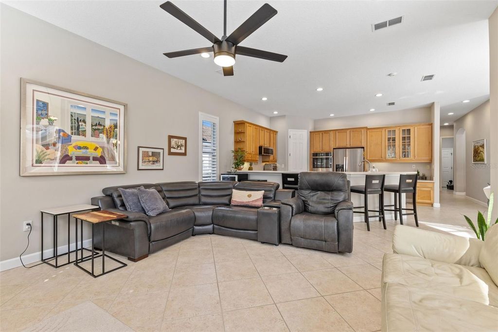 6840 COYOTE RIDGE COURT