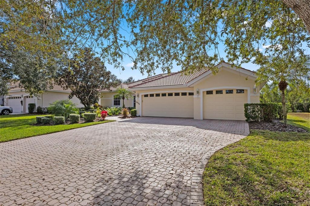 6840 COYOTE RIDGE COURT