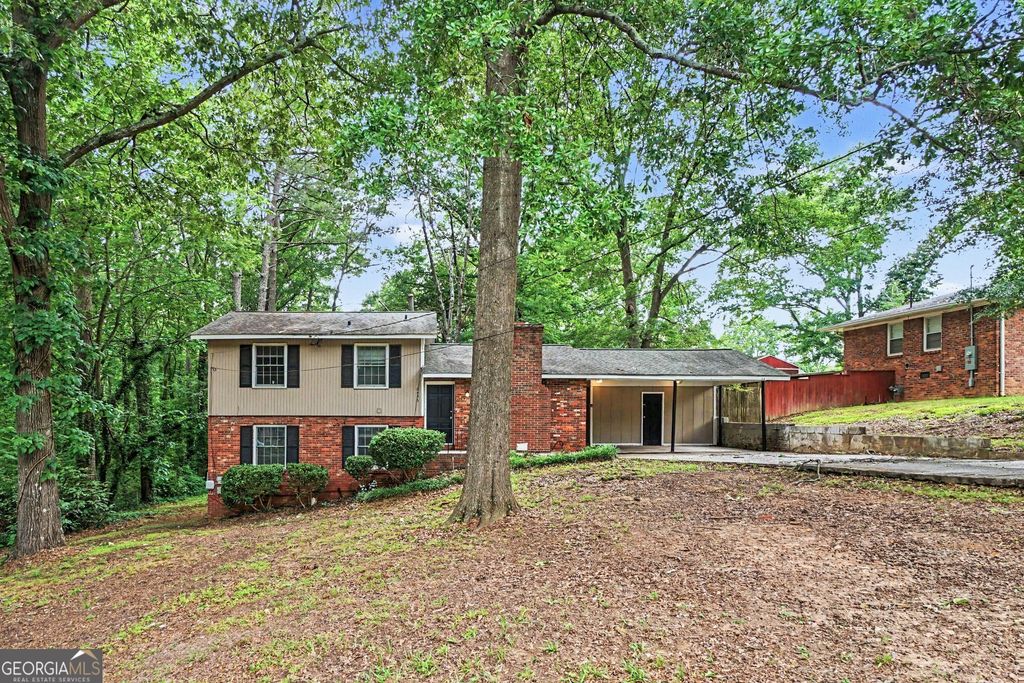 6436 Piney Circle SW, Mableton, GA 30126