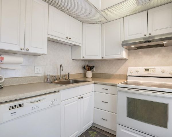 2671 S Course Drive 203, Pompano Beach, FL 33069