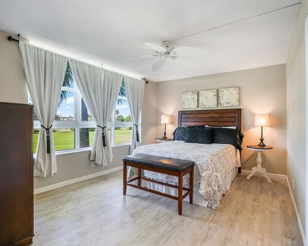 2671 S Course Drive 203, Pompano Beach, FL 33069