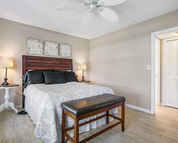 2671 S Course Drive 203, Pompano Beach, FL 33069