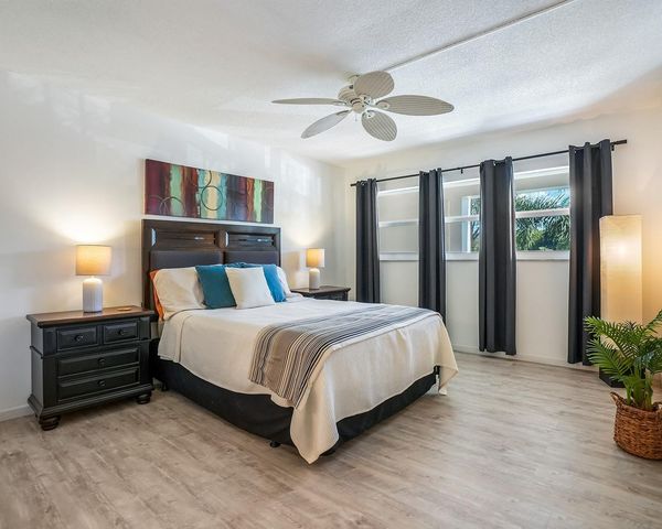 2671 S Course Drive 203, Pompano Beach, FL 33069