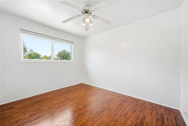 956 W Wilson St, Costa Mesa, CA 92627