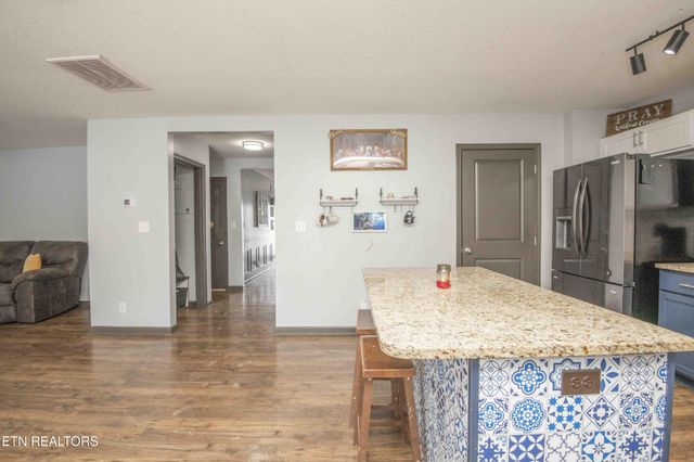 831 Old Towne Loop Drive, Seymour, TN 37865