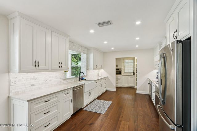 2443 HOLLY POINT Road E, Orange Park, FL 32073