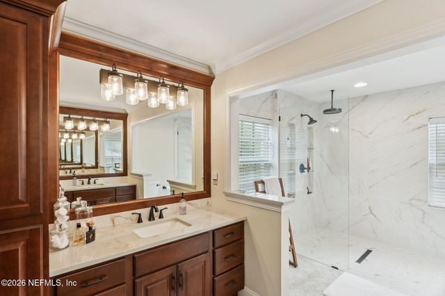 2443 HOLLY POINT Road E, Orange Park, FL 32073