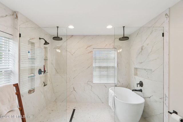 2443 HOLLY POINT Road E, Orange Park, FL 32073