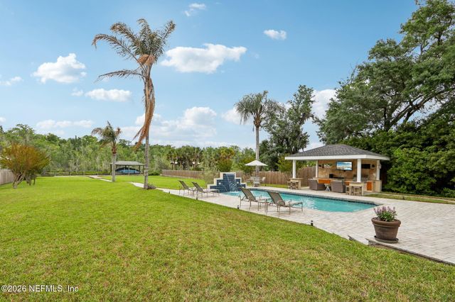 2443 HOLLY POINT Road E, Orange Park, FL 32073