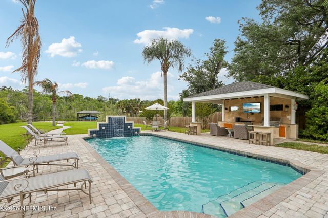 2443 HOLLY POINT Road E, Orange Park, FL 32073