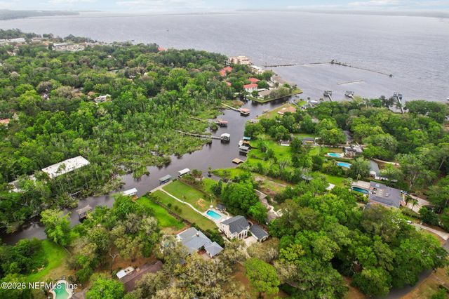 2443 HOLLY POINT Road E, Orange Park, FL 32073