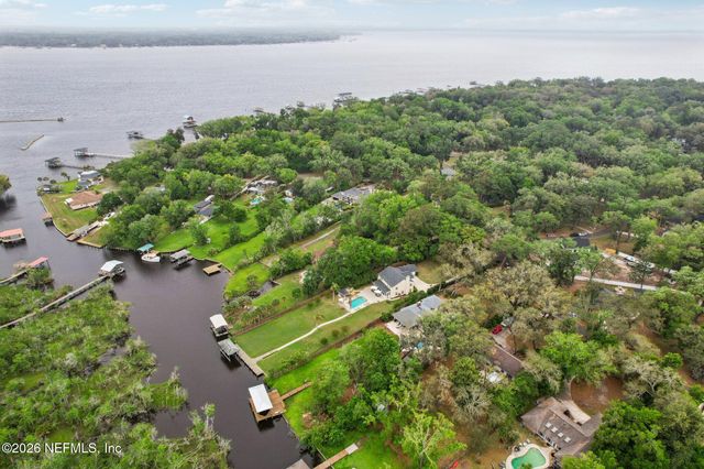 2443 HOLLY POINT Road E, Orange Park, FL 32073