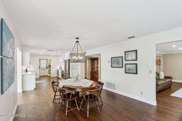 2443 HOLLY POINT Road E, Orange Park, FL 32073