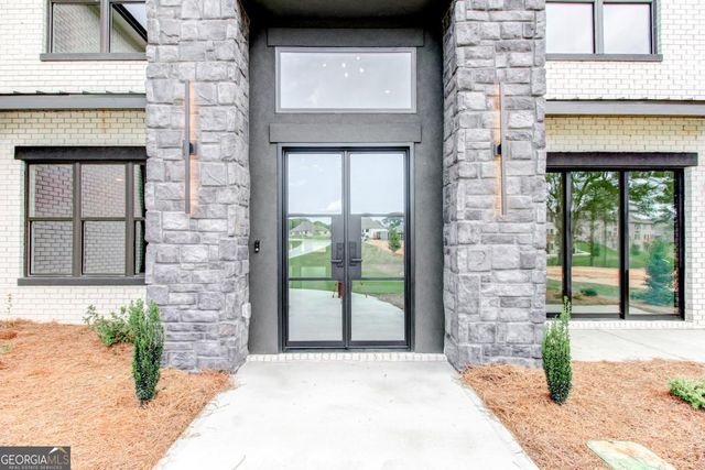 2900 Waterford Dr SW, Conyers, GA 30094