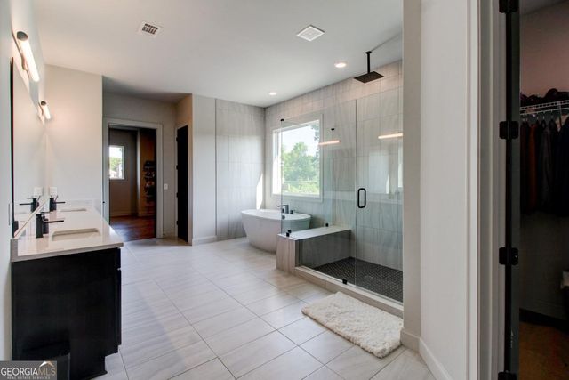 2900 Waterford Dr SW, Conyers, GA 30094