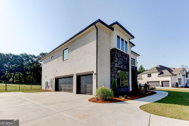 2900 Waterford Dr SW, Conyers, GA 30094