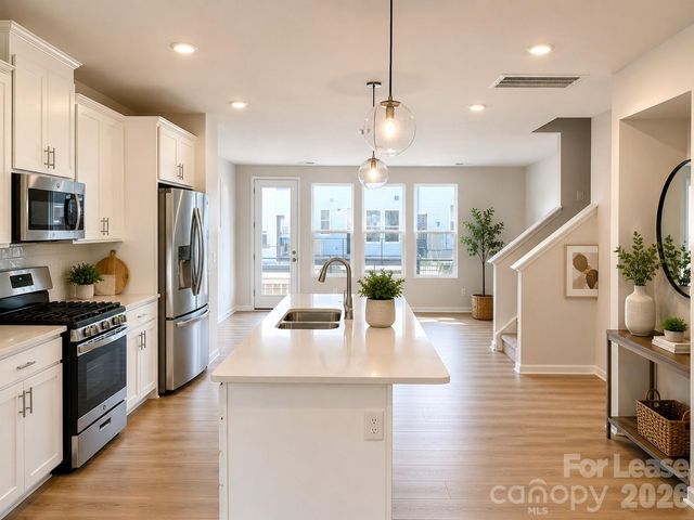 2332 Donnely Hills Lane, Charlotte, NC 28262