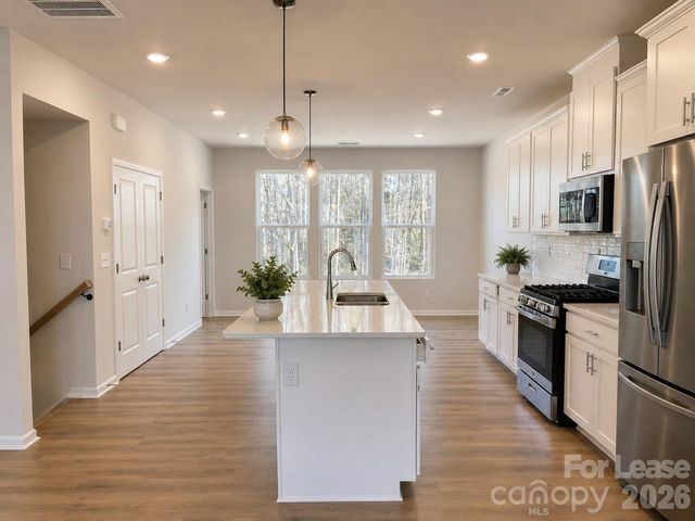 2332 Donnely Hills Lane, Charlotte, NC 28262