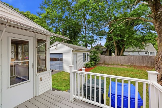 57 Arthur Street, Springfield, MA 01104