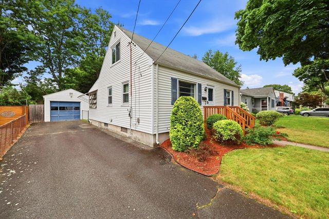 57 Arthur Street, Springfield, MA 01104