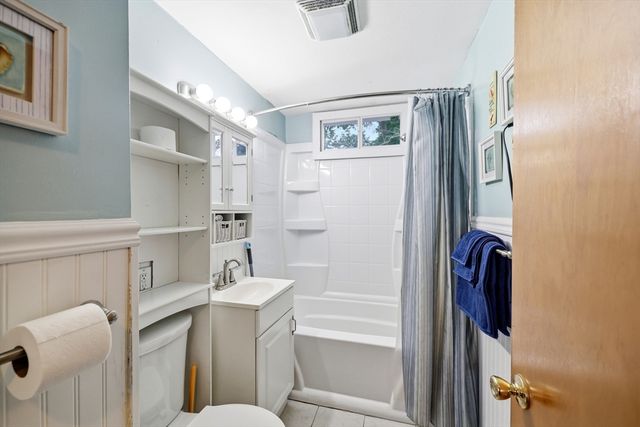 57 Arthur Street, Springfield, MA 01104