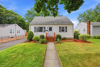 57 Arthur Street, Springfield, MA 01104