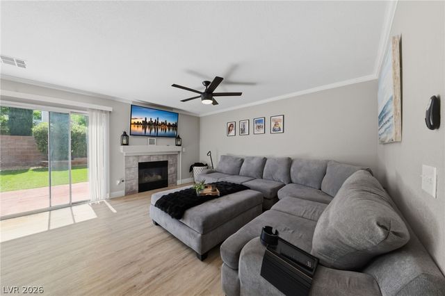 9825 Via Delores Avenue, Las Vegas, NV 89117