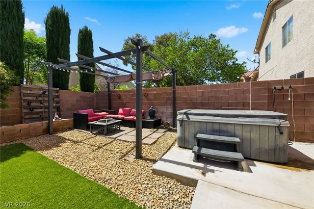 9825 Via Delores Avenue, Las Vegas, NV 89117
