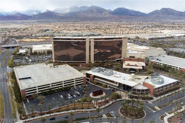 9825 Via Delores Avenue, Las Vegas, NV 89117