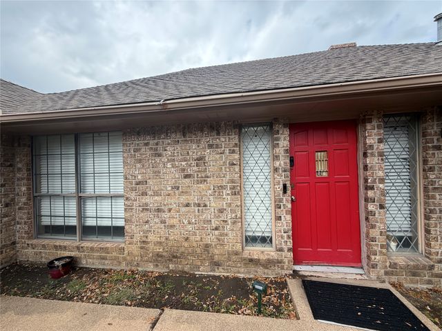 507 Martindale Drive, Lancaster, TX 75146