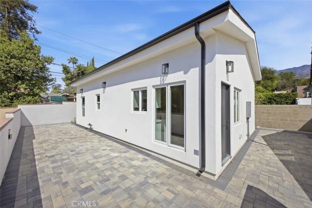 1431 Montgomery A, Glendale, CA 91202