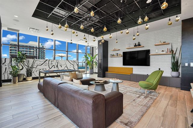 307 SW 5th St 0, Fort Lauderdale, FL 33315