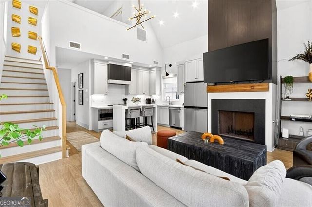 110 Channing Lane, Fayetteville, GA 30214