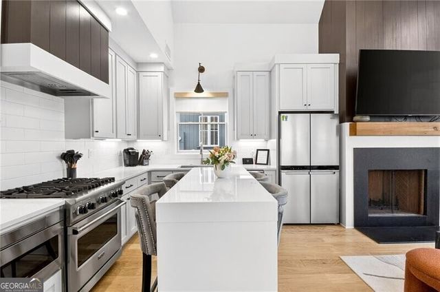 110 Channing Lane, Fayetteville, GA 30214