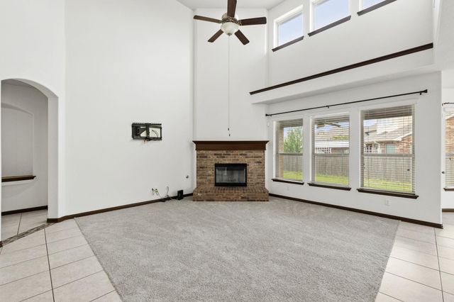 221 Mandana ST, Leander, TX 78641