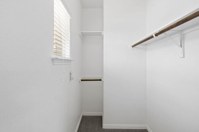 221 Mandana ST, Leander, TX 78641