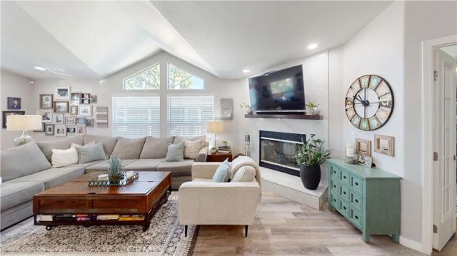 19361 Brookhurst 134, Huntington Beach, CA 92646