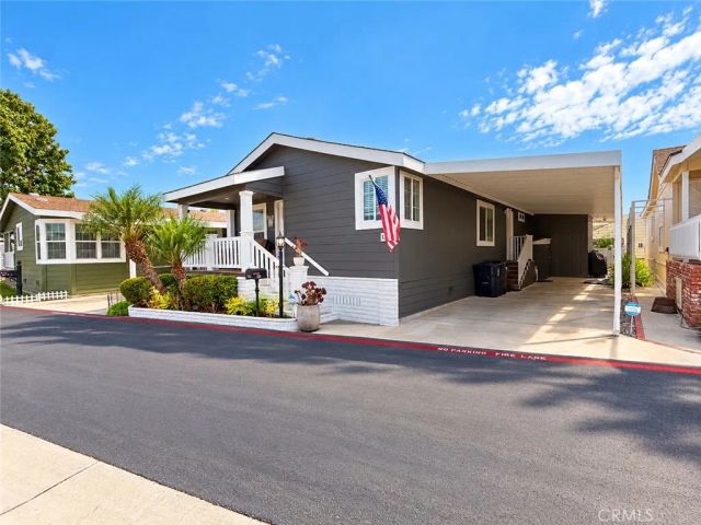 19361 Brookhurst 134, Huntington Beach, CA 92646
