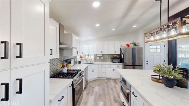 19361 Brookhurst 134, Huntington Beach, CA 92646