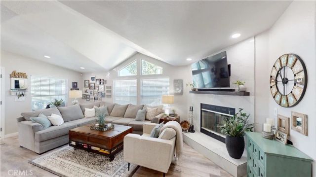 19361 Brookhurst 134, Huntington Beach, CA 92646
