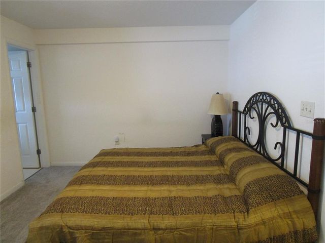 1950 59TH AVENUE N 212, St Petersburg, FL 33714